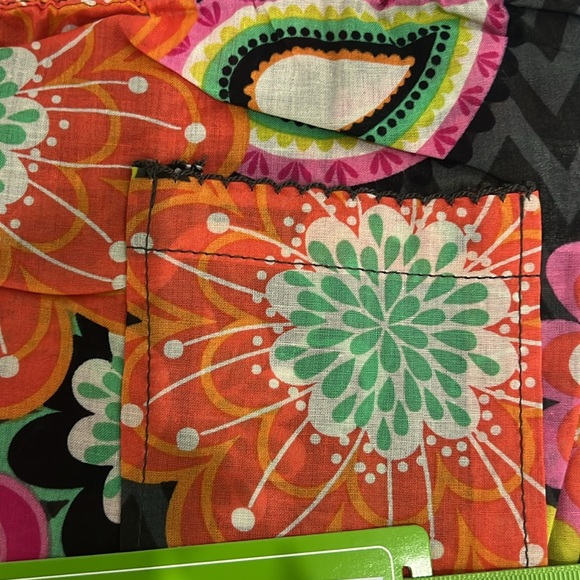 Vera Bradley Pajama Tank and Shorts Ziggy Zinnia - Small - Picture 8 of 9